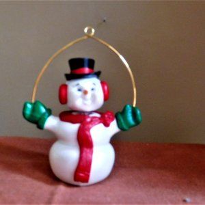 Snowman Bobblehead Christmas Ornament 3 3/4" Tall 1980's